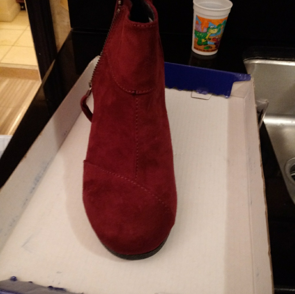 ankle bootie - Picture 2 of 3